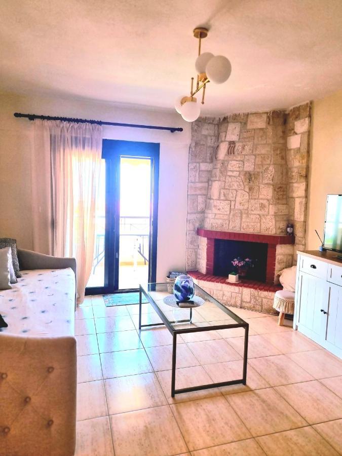 Nice Apartment With Amazing Views Kriopigi Esterno foto